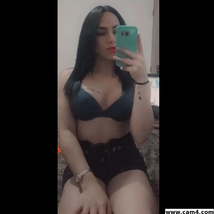 veronicasant image 0